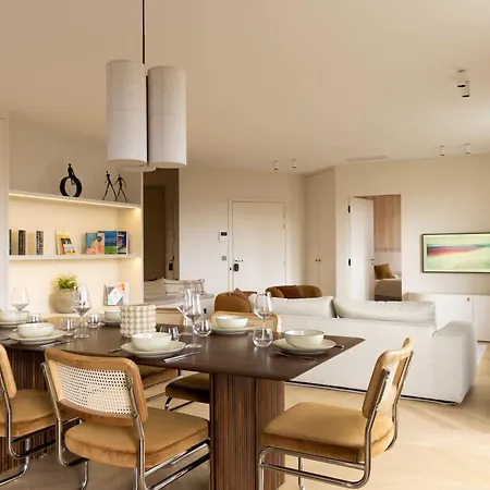 Spacious - 3br-8p - Eiffel Tower Apartament *