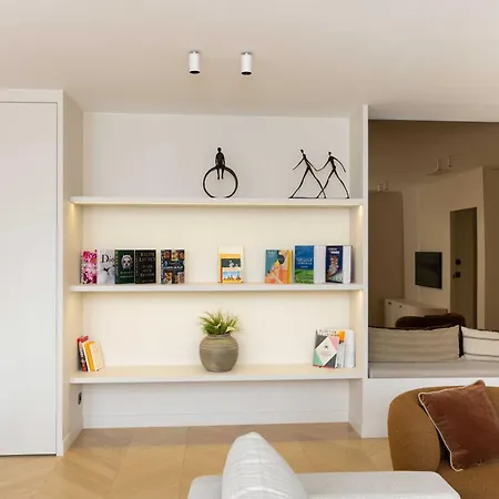 Spacious - 3br-8p - Eiffel Tower *