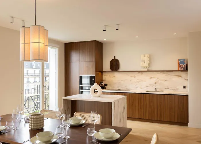 Spacious - 3br-8p - Eiffel Tower Appartement Paris