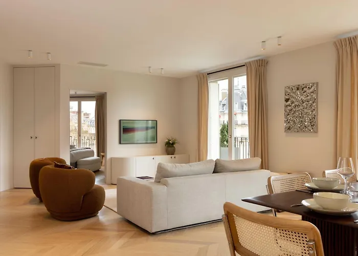 Spacious - 3br-8p - Eiffel Tower *