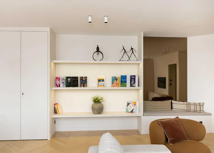 Spacious - 3br-8p - Eiffel Tower *